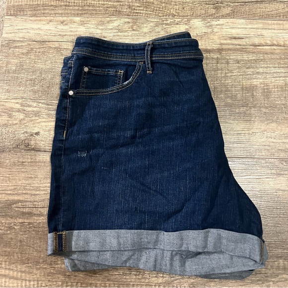 EVRI Kohl’s Jean Shorts Plus Size 24W - Picture 3 of 5